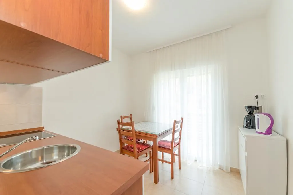 Apartments Brekalo 파코스탄 0*,  크로아티아